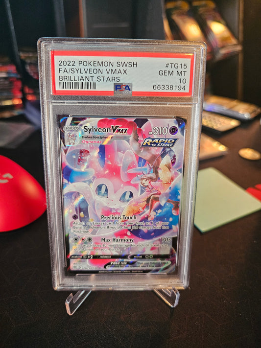 Sylveon VMAX TG15 PSA 10